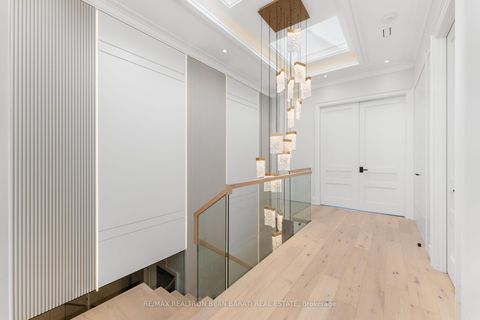 Photo 20 at 20 Tobruk Crescent, Newtonbrook East, Toronto