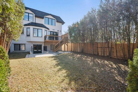 Photo 39 at 20 Tobruk Crescent, Newtonbrook East, Toronto
