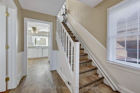 Photo 6 at 44 Newton Street, Wellington, Barrie