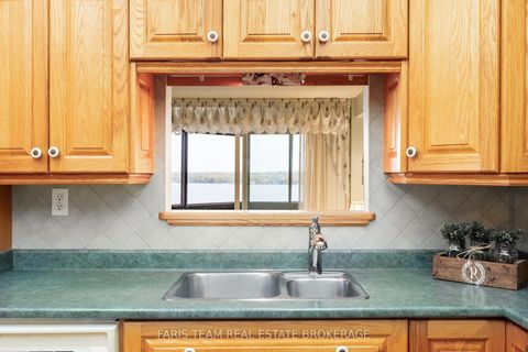 Photo 8 at 707 - 181 Collier Street, North Shore, Barrie