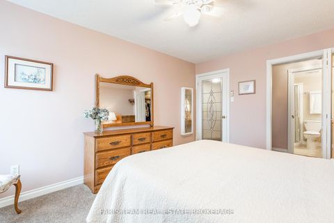 Photo 23 at 707 - 181 Collier Street, North Shore, Barrie