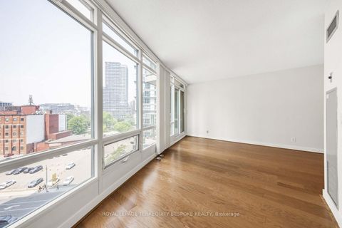 Photo 13 at 1002 - 373 Front Street W, Waterfront Communities C1, Toronto