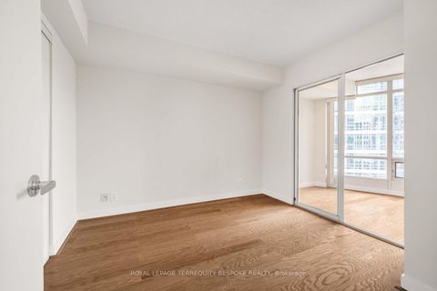 Photo 20 at 1002 - 373 Front Street W, Waterfront Communities C1, Toronto