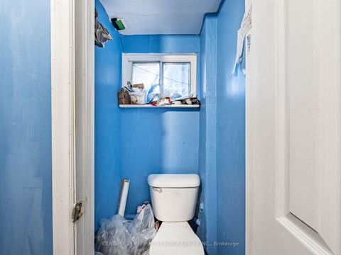 Photo 11 at 2 - 242 John Garland Boulevard, Clairville, Toronto