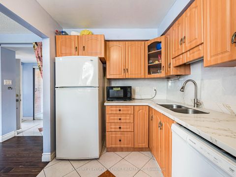 Photo 17 at 2 - 242 John Garland Boulevard, Clairville, Toronto