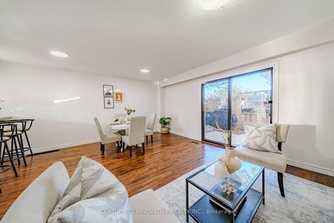 Photo 7 at 68 - 102 Trailridge Crescent, Morningside, Toronto