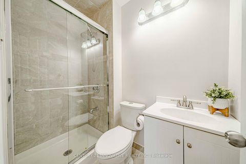 Photo 18 at 68 - 102 Trailridge Crescent, Morningside, Toronto