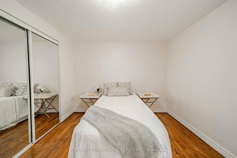 Photo 24 at 68 - 102 Trailridge Crescent, Morningside, Toronto