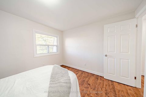 Photo 26 at 68 - 102 Trailridge Crescent, Morningside, Toronto