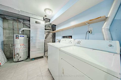 Photo 37 at 68 - 102 Trailridge Crescent, Morningside, Toronto