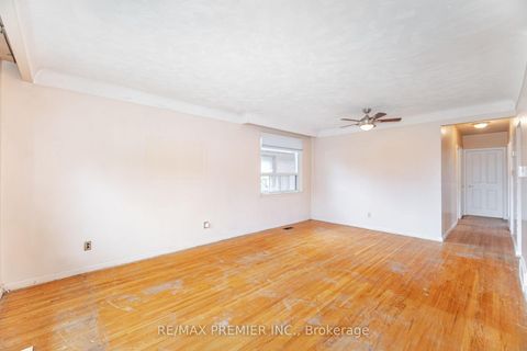 Photo 11 at 52 Alhart Drive, Beaumonde Heights, Toronto