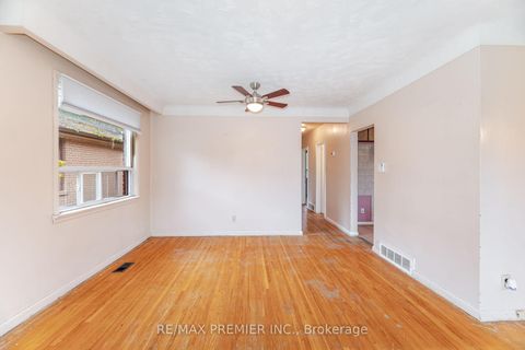 Photo 12 at 52 Alhart Drive, Beaumonde Heights, Toronto