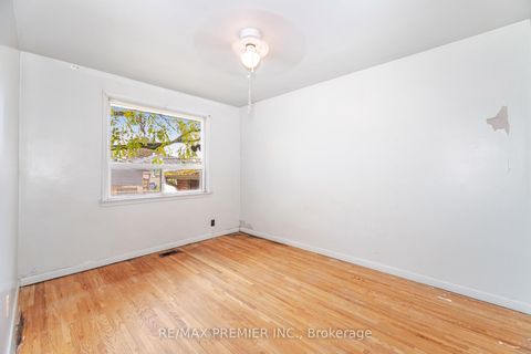 Photo 22 at 52 Alhart Drive, Beaumonde Heights, Toronto