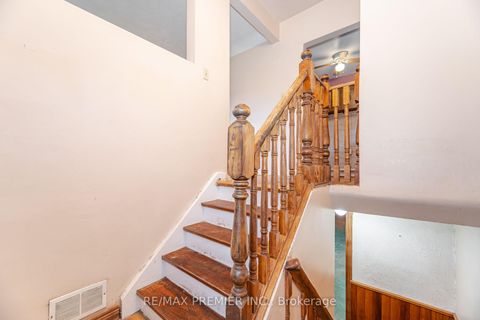Photo 31 at 52 Alhart Drive, Beaumonde Heights, Toronto