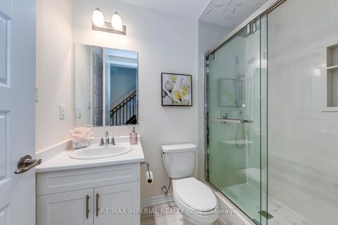 Photo 10 at 3334 Carding Mill Trail, GO Glenorchy, Oakville