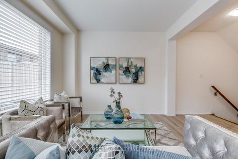 Photo 13 at 3334 Carding Mill Trail, GO Glenorchy, Oakville