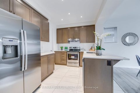 Photo 17 at 3334 Carding Mill Trail, GO Glenorchy, Oakville