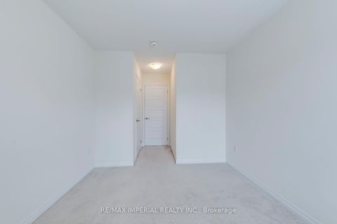 Photo 44 at 3334 Carding Mill Trail, GO Glenorchy, Oakville