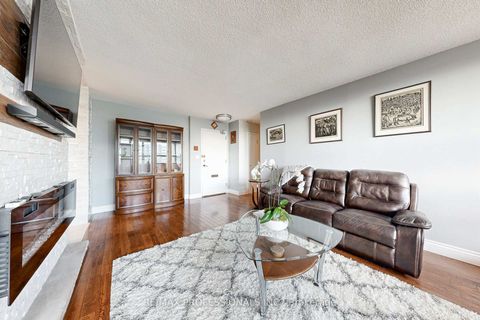 Photo 14 at 907 - 151 La Rose Avenue, Humber Heights, Toronto