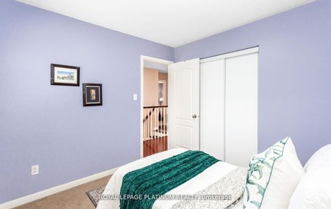 Photo 32 at 4 Skipperhill Crescent, Rouge E11, Toronto