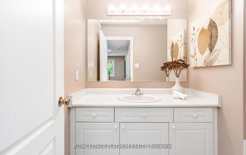 Photo 36 at 4 Skipperhill Crescent, Rouge E11, Toronto