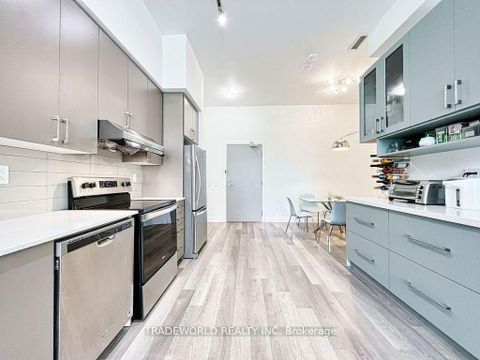 Photo 5 at 211 - 3121 Sheppard Avenue E, Sullivan, Toronto