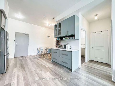 Photo 6 at 211 - 3121 Sheppard Avenue E, Sullivan, Toronto