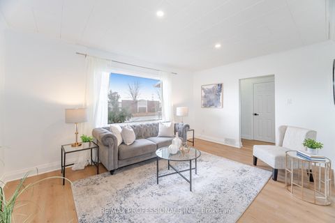 Photo 8 at 685 Kipling Avenue, City Centre West, Toronto