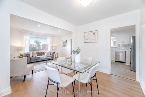 Photo 11 at 685 Kipling Avenue, City Centre West, Toronto