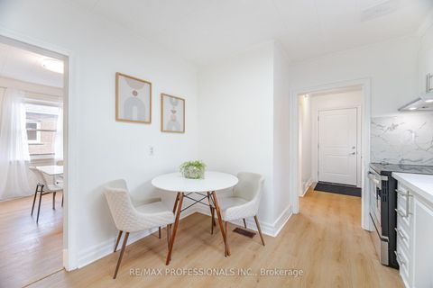 Photo 14 at 685 Kipling Avenue, City Centre West, Toronto