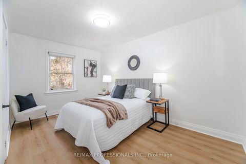 Photo 16 at 685 Kipling Avenue, City Centre West, Toronto