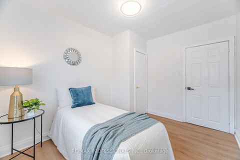 Photo 21 at 685 Kipling Avenue, City Centre West, Toronto