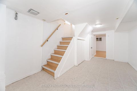 Photo 24 at 685 Kipling Avenue, City Centre West, Toronto