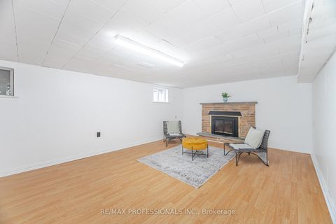 Photo 27 at 685 Kipling Avenue, City Centre West, Toronto