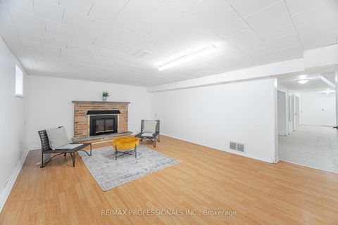 Photo 28 at 685 Kipling Avenue, City Centre West, Toronto