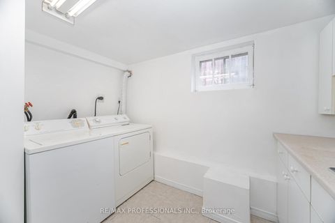 Photo 39 at 685 Kipling Avenue, City Centre West, Toronto