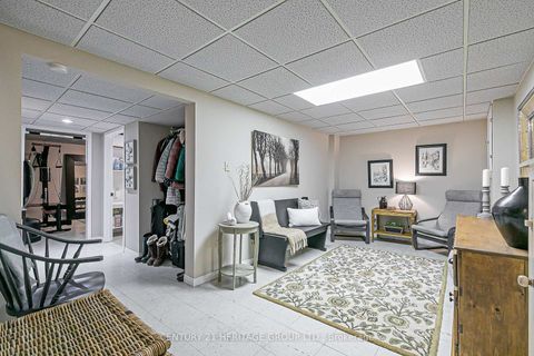 Photo 14 at 124 John Bowser Crescent, Glenway Estates, Newmarket