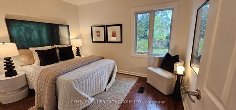 Photo 11 at 67 Savona Drive, Alderwood, Toronto