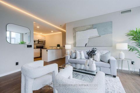 Photo 6 at 2501 - 218 Queens Quay W, Waterfront Communities C1, Toronto