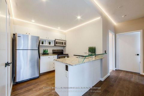 Photo 11 at 2501 - 218 Queens Quay W, Waterfront Communities C1, Toronto