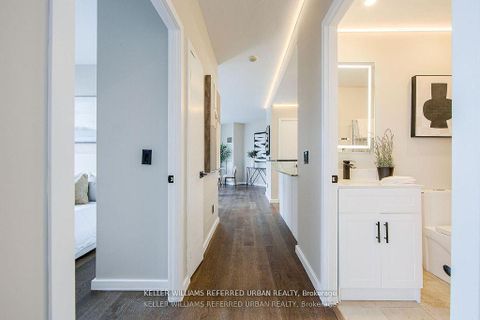 Photo 16 at 2501 - 218 Queens Quay W, Waterfront Communities C1, Toronto