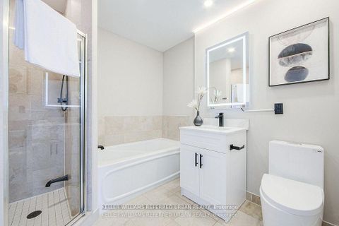 Photo 21 at 2501 - 218 Queens Quay W, Waterfront Communities C1, Toronto