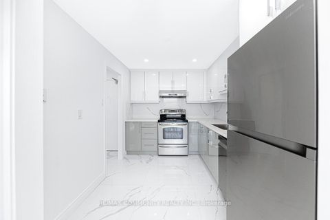 Photo 9 at 1102 - 3380 Eglinton Avenue E, Scarborough Village, Toronto