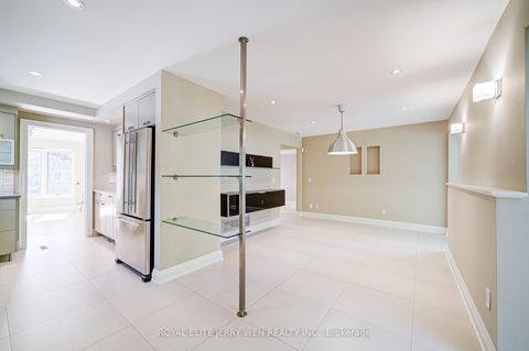 Photo 11 at 36 Cheval Drive, Don Mills, Toronto