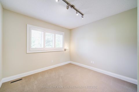 Photo 26 at 36 Cheval Drive, Don Mills, Toronto