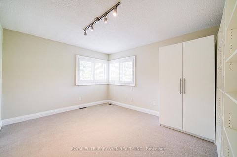 Photo 31 at 36 Cheval Drive, Don Mills, Toronto