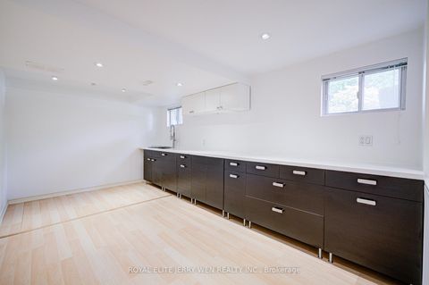 Photo 43 at 36 Cheval Drive, Don Mills, Toronto