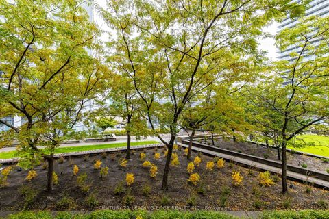 Photo 8 at 216 - 2035 Sheppard Avenue E, Henry Farm, Toronto