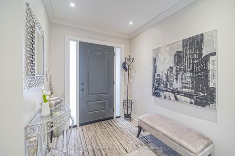 Photo 15 at 9 Stonebriar Drive, Maple, Vaughan