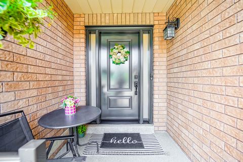 Photo 41 at 9 Stonebriar Drive, Maple, Vaughan